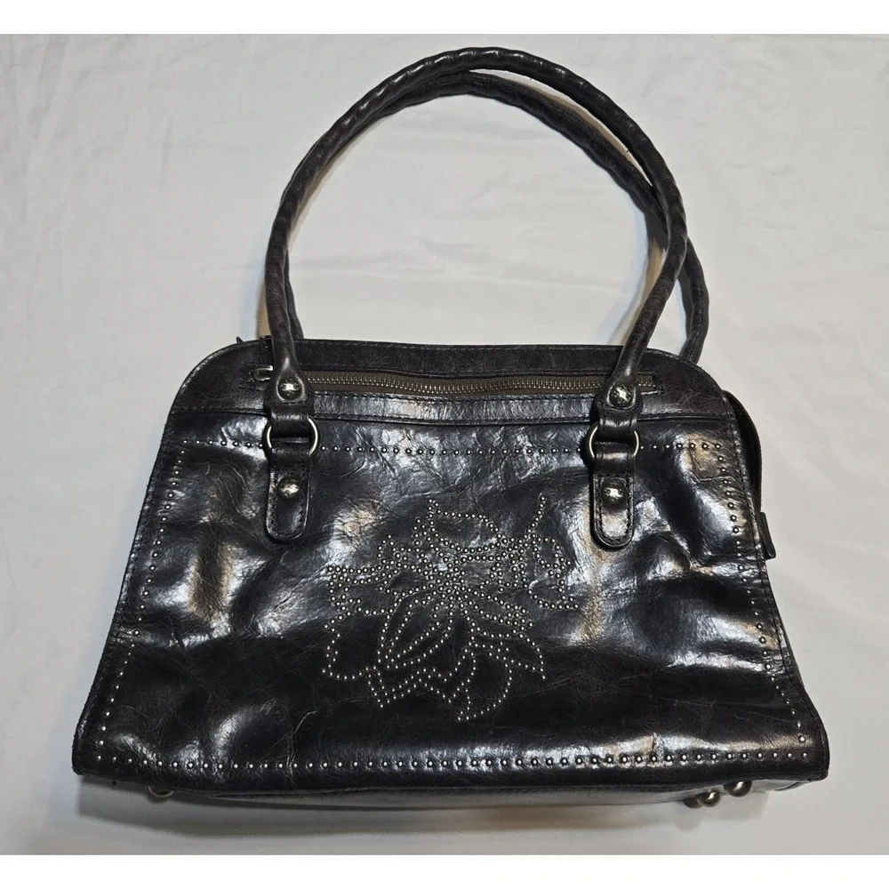 Patricia Nash Studded Distressed Glaze Calvi Satchel Black Leather Lined Zip Up